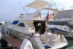 Круизная яхта Princess 48